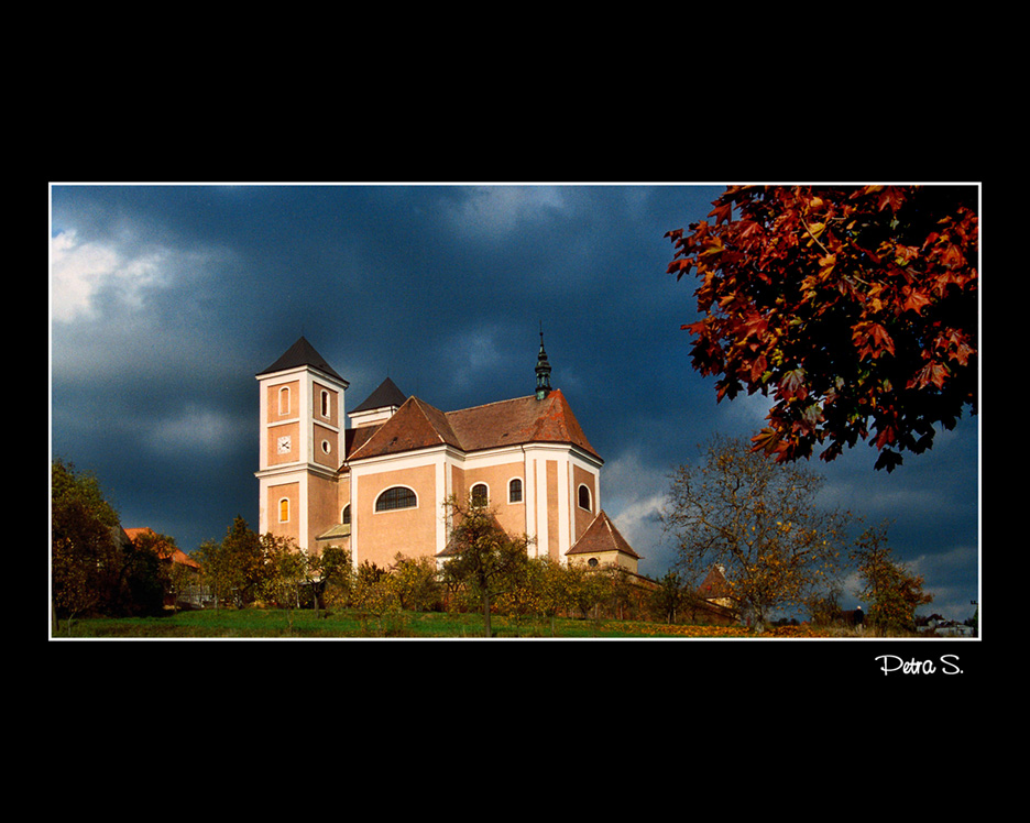 POZOŘICKÝ KOSTEL- PODZIMNÍ LADĚNÍ